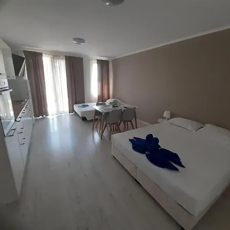Lägenhetshotell Summer Kabakum 4*