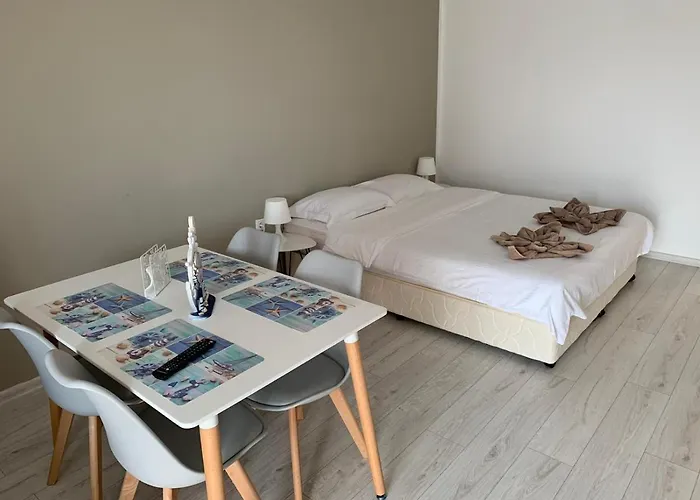 Summer Kabakum Nisipurile de Aur